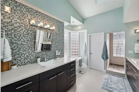 123 8th Street E Tierra Verde FL 33715