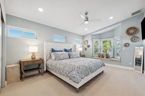 123 8th Street E Tierra Verde FL 33715
