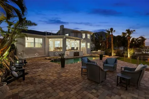 123 8th Street E Tierra Verde FL 33715
