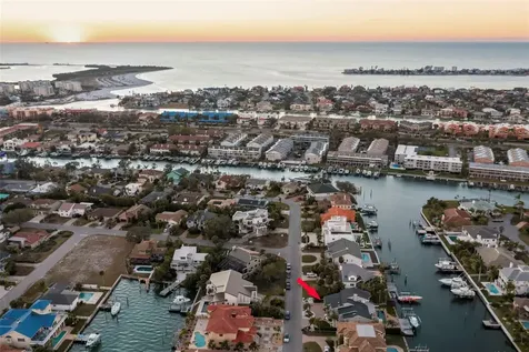 123 8th Street E Tierra Verde FL 33715