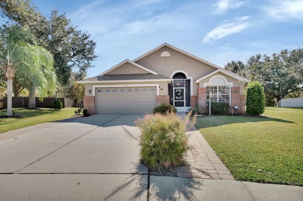 2811 Ferris Court Deltona FL 32725