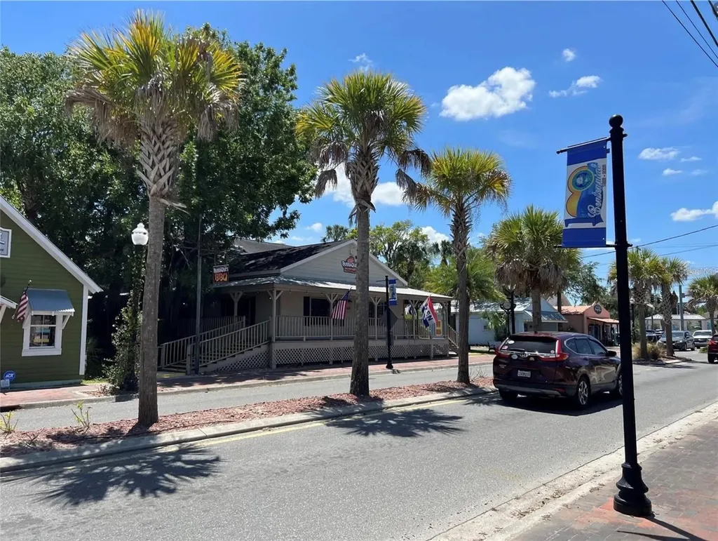 5230 N Whetstone Point Crystal River FL 34428
