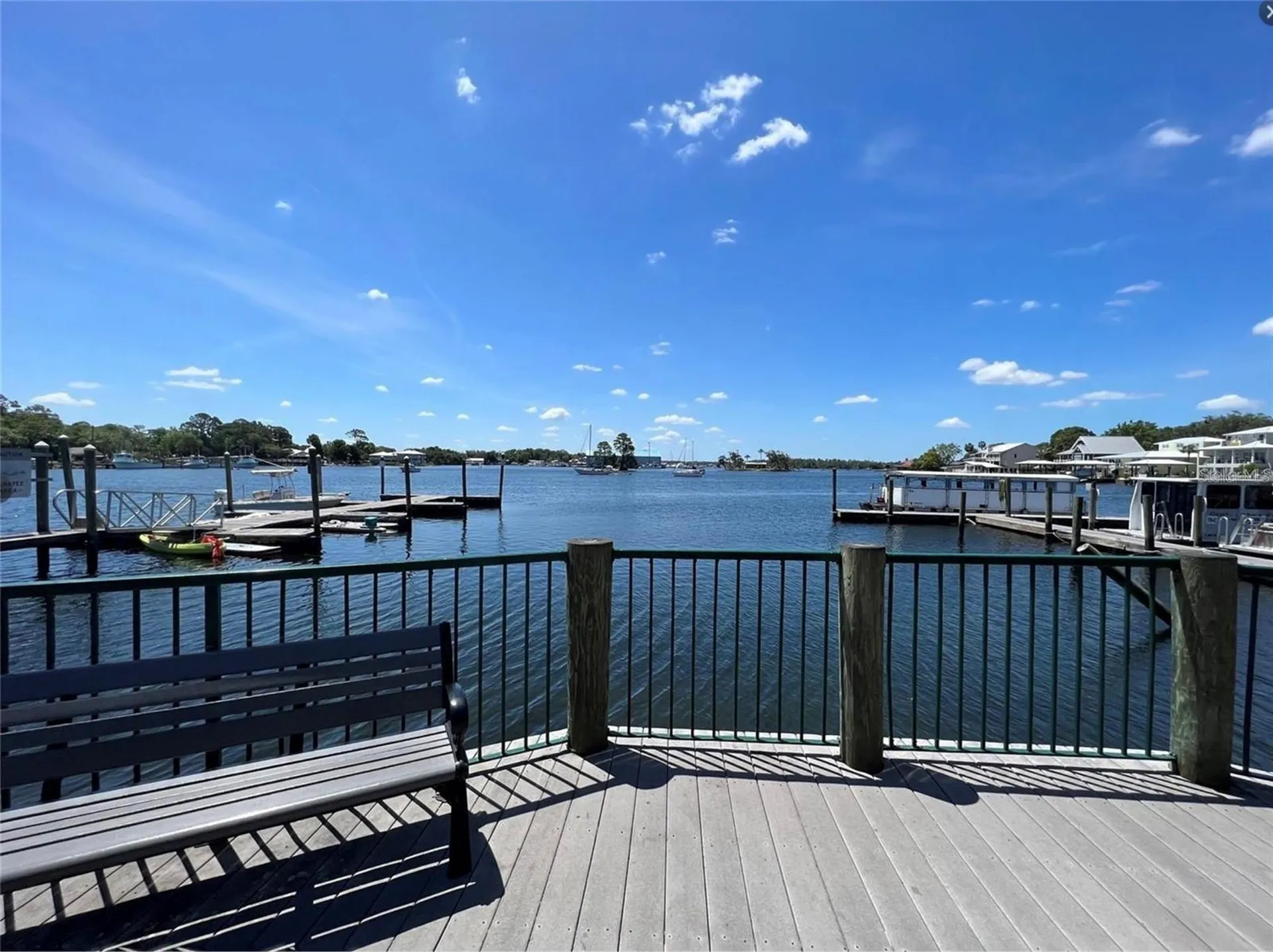 5230 N Whetstone Point Crystal River FL 34428