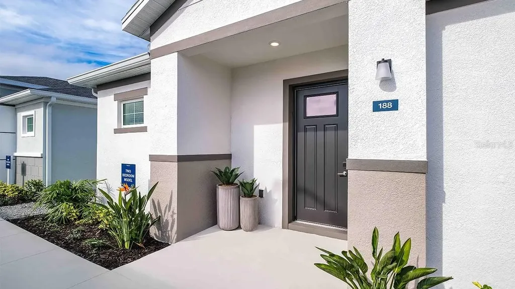 3842 S Shayelily Road Kissimmee FL 34746