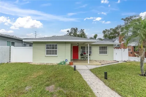 185 22nd Avenue N St Petersburg FL 33704