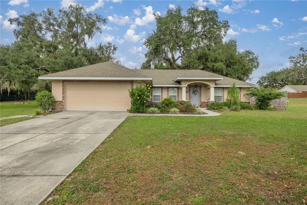213 W Lady Lake Boulevard Lady Lake FL 32159