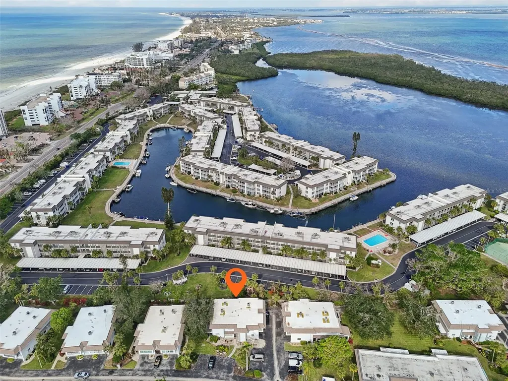 549 Sutton Place Longboat Key FL 34228