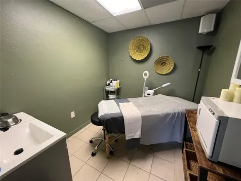 2108 W Kennedy Boulevard Tampa FL 33606