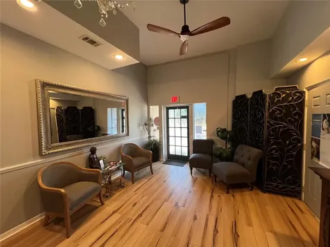 2108 W Kennedy Boulevard Tampa FL 33606