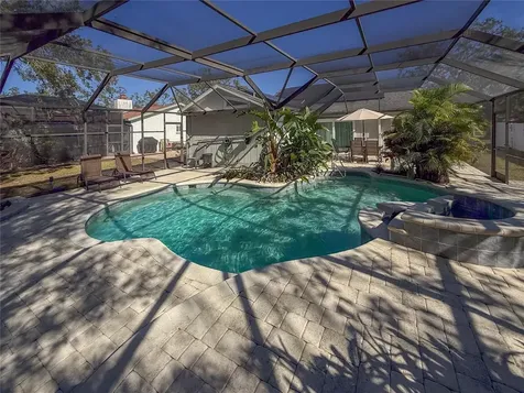 8224 Country Oaks Court Sarasota FL 34243