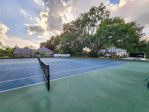 8224 Country Oaks Court Sarasota FL 34243
