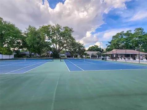 8224 Country Oaks Court Sarasota FL 34243