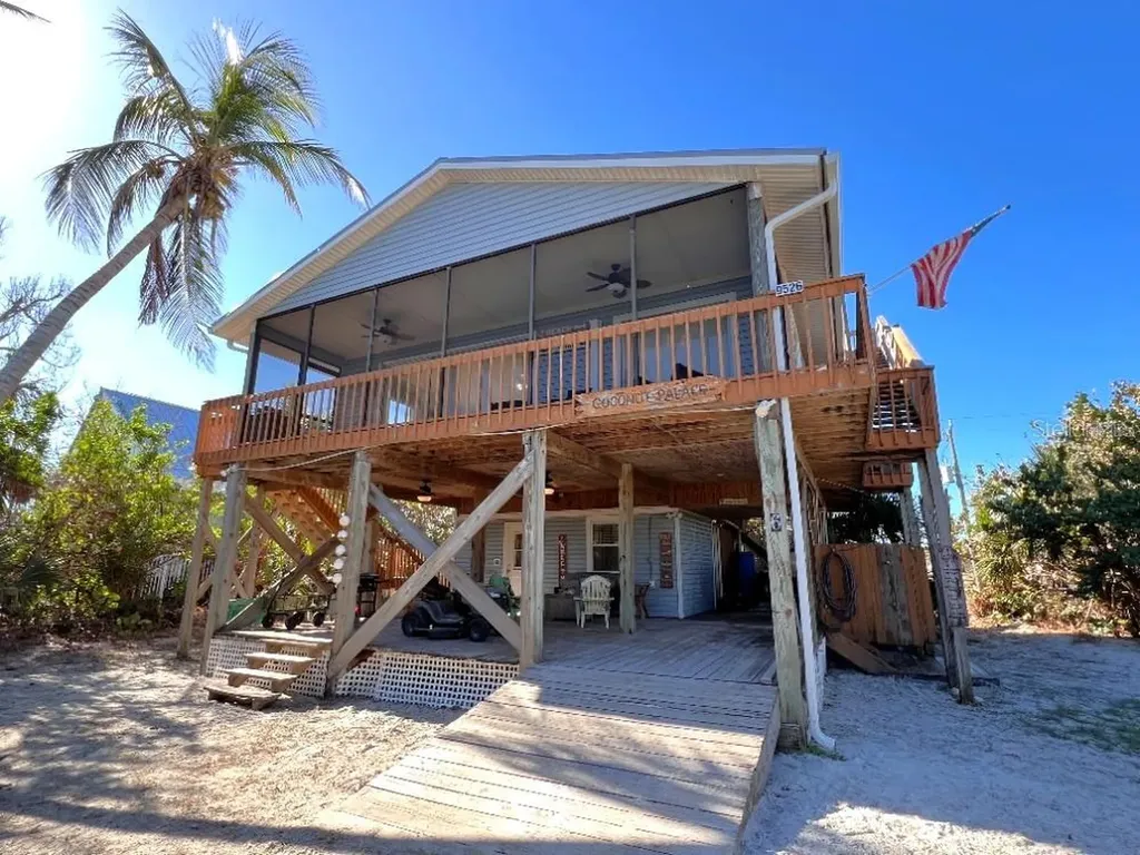 9526 Jolly Roger Trail Placida FL 33946