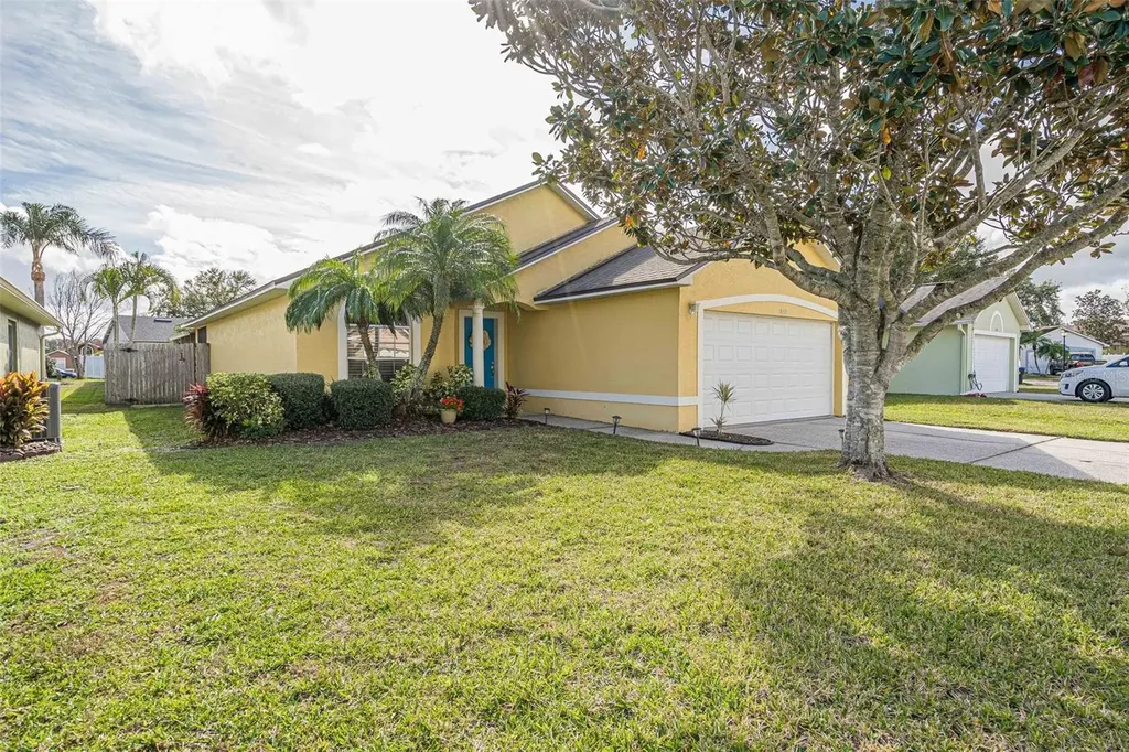 1832 Spreakley Court Orlando FL 32837