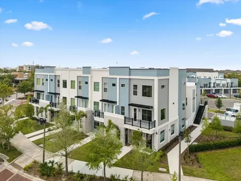 413 Mike Roberto Way Oviedo FL 32765