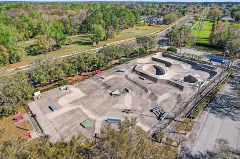 413 Mike Roberto Way Oviedo FL 32765