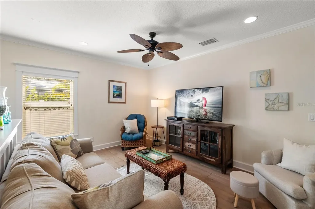 413 Pine Avenue Anna Maria FL 34216