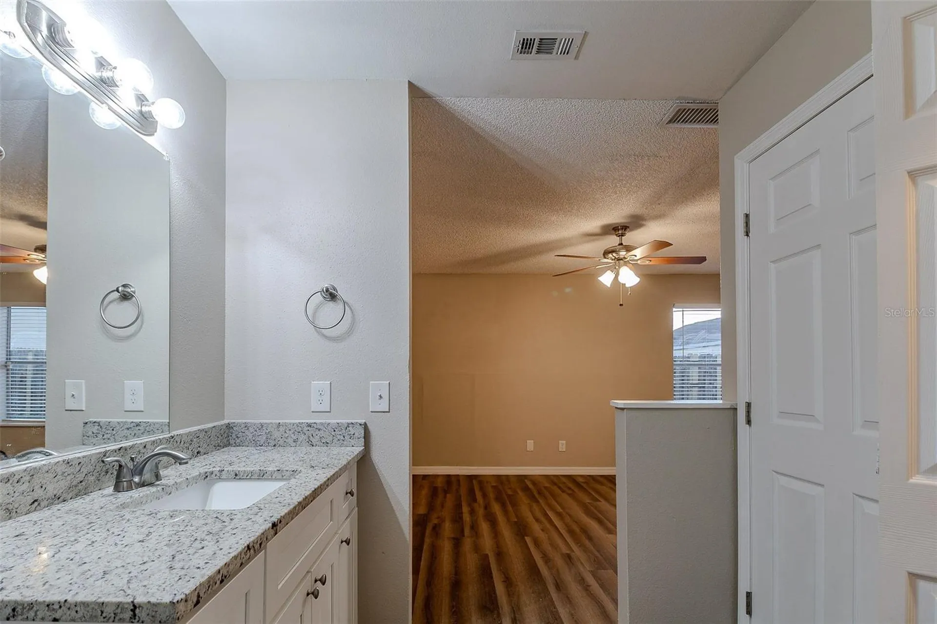 5436 Wood Crossing Street Orlando FL 32811