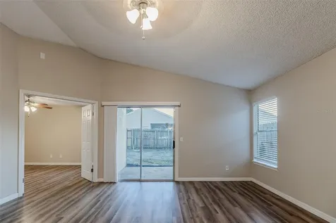 5436 Wood Crossing Street Orlando FL 32811