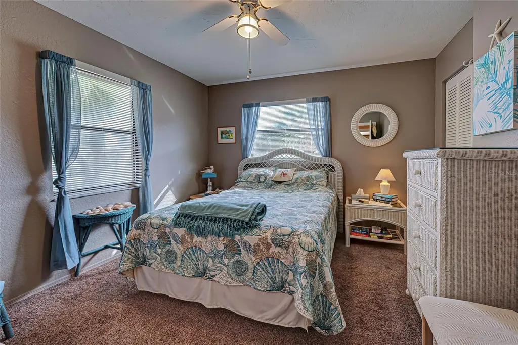 524 Pine Hollow Circle Englewood FL 34223