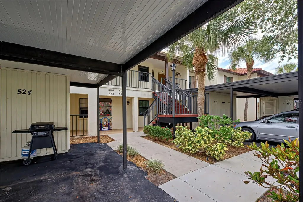 524 Pine Hollow Circle Englewood FL 34223
