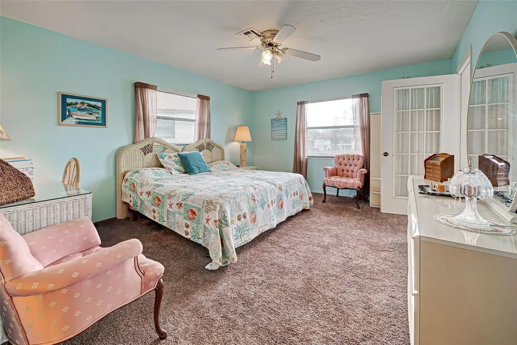 524 Pine Hollow Circle Englewood FL 34223