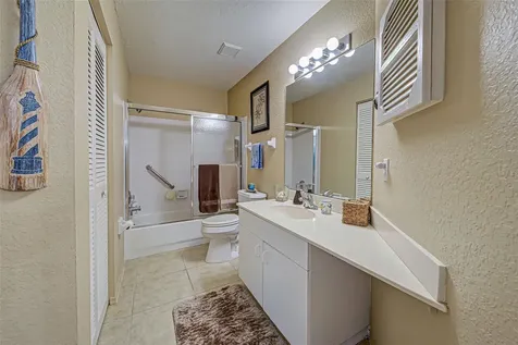 524 Pine Hollow Circle Englewood FL 34223