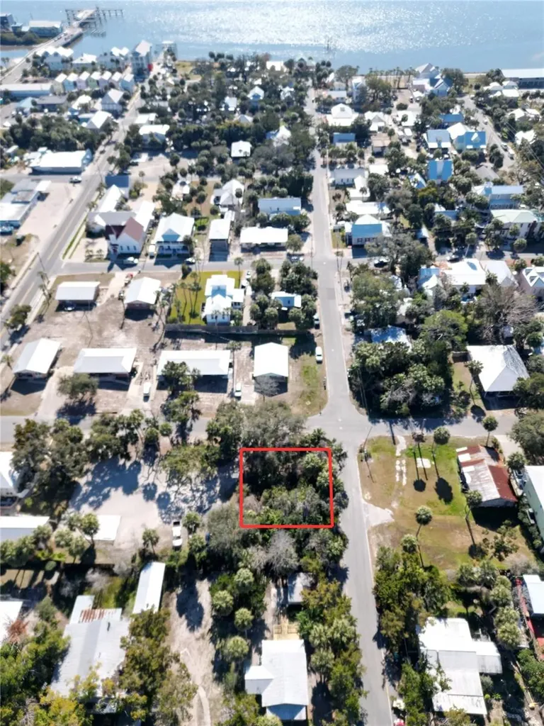 Tbd 5th Street Cedar Key FL 32625