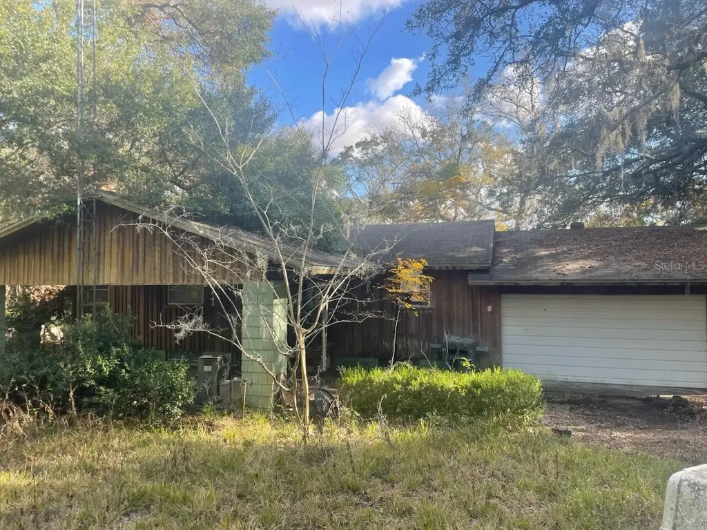 6749 SE 83rd Street Trenton FL 32693