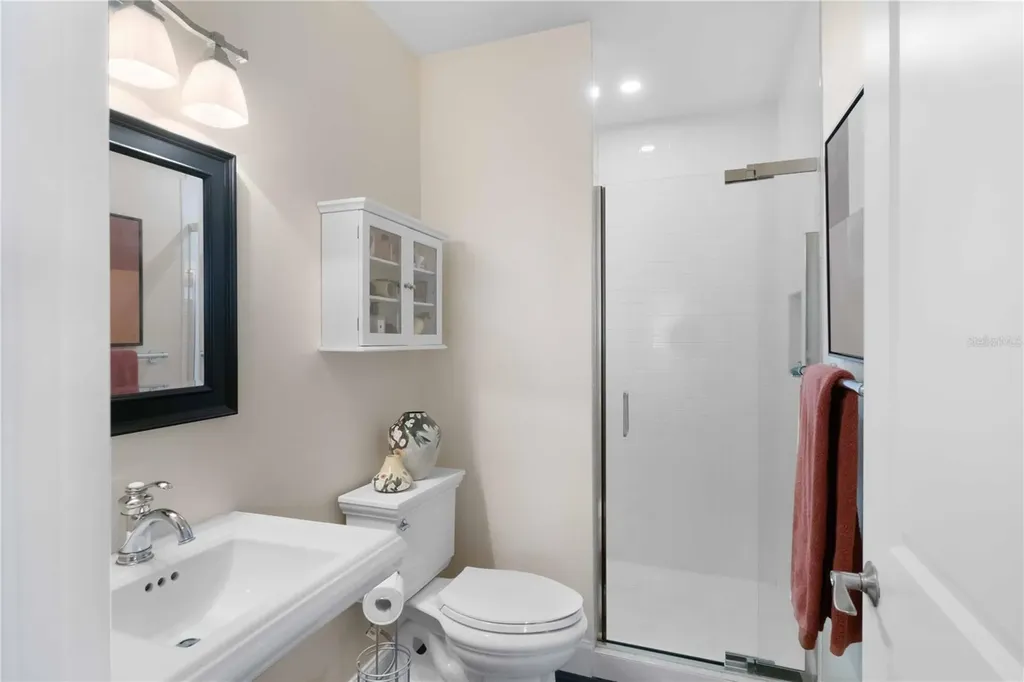 1656 Hillview Street Sarasota FL 34239