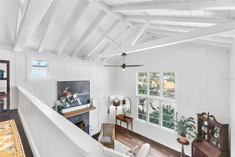 1656 Hillview Street Sarasota FL 34239