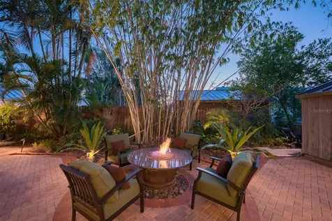 1656 Hillview Street Sarasota FL 34239
