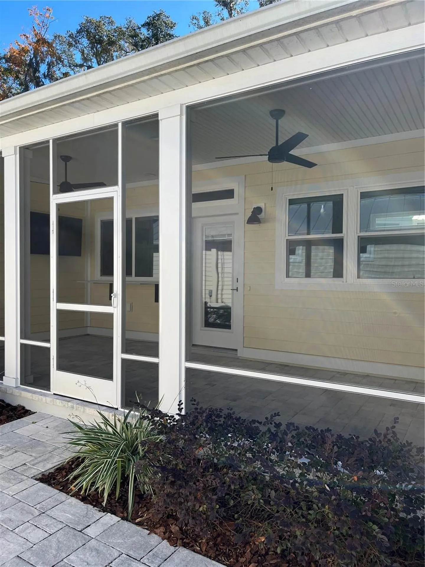 12143 Grand Oak Lane Oxford FL 34484