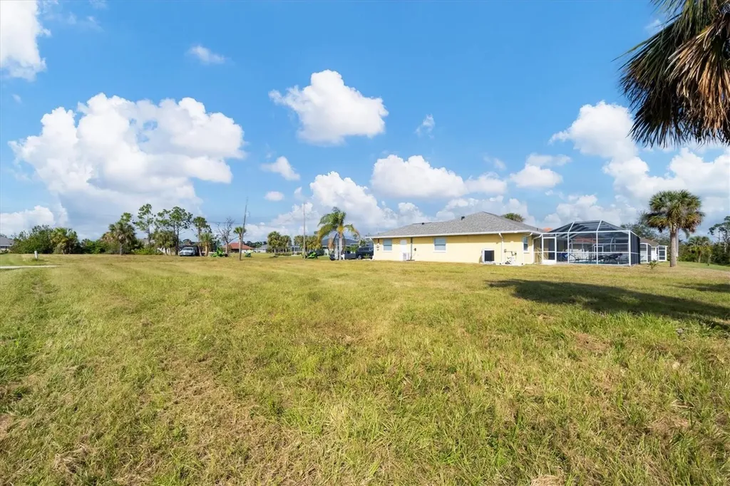 74 Long Meadow Court Rotonda West FL 33947