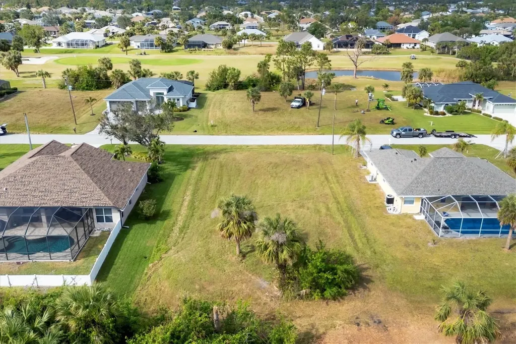 74 Long Meadow Court Rotonda West FL 33947