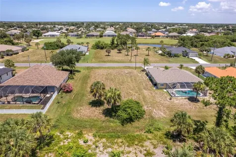 74 Long Meadow Court Rotonda West FL 33947