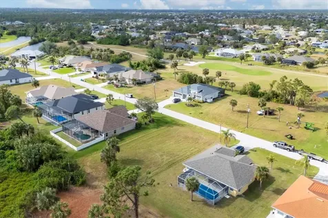 74 Long Meadow Court Rotonda West FL 33947