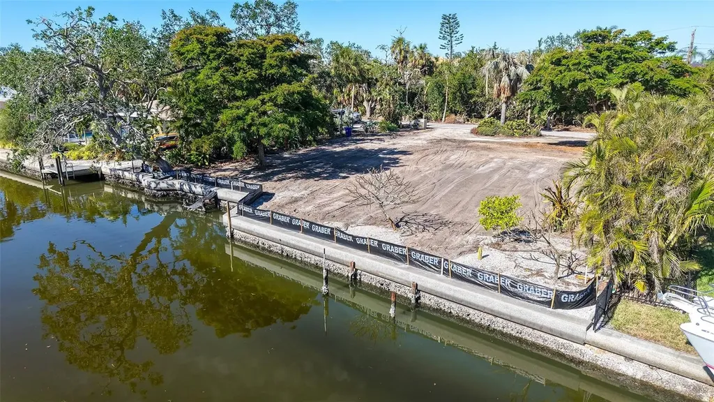660 Longview Drive Longboat Key FL 34228