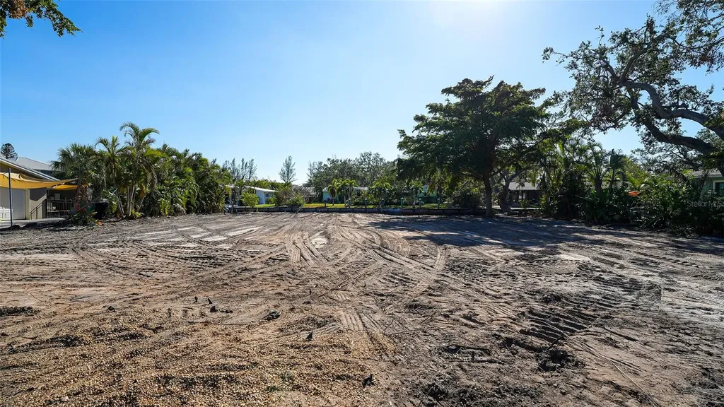 660 Longview Drive Longboat Key FL 34228