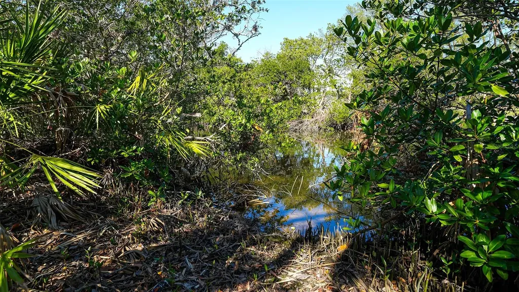 660 Longview Drive Longboat Key FL 34228