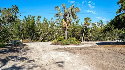 660 Longview Drive Longboat Key FL 34228