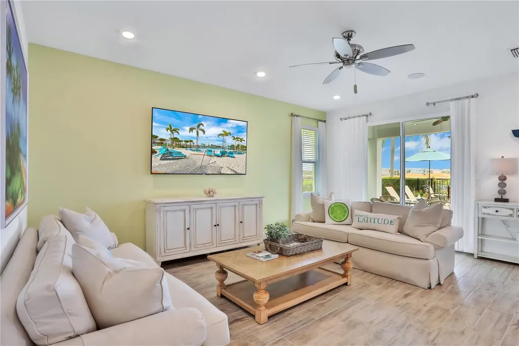 3056 Parrot Head Place Kissimmee FL 34747
