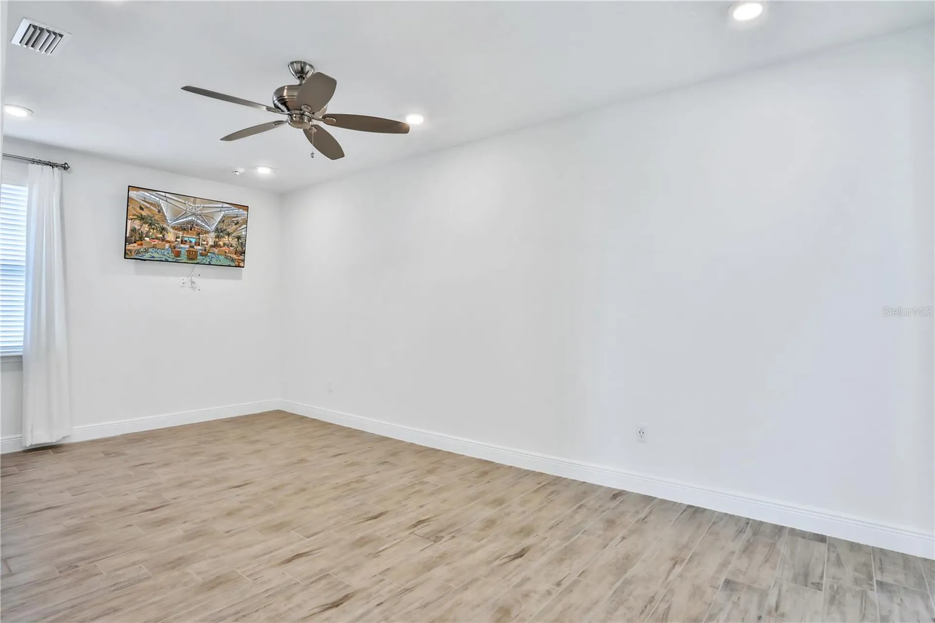3056 Parrot Head Place Kissimmee FL 34747