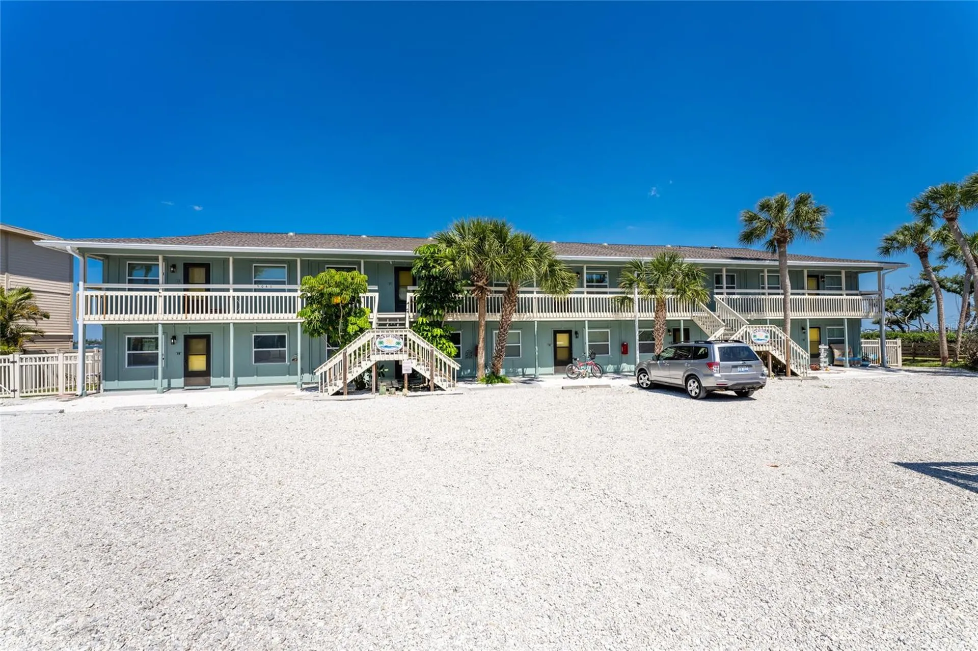 5041 N Beach Road Englewood FL 34223