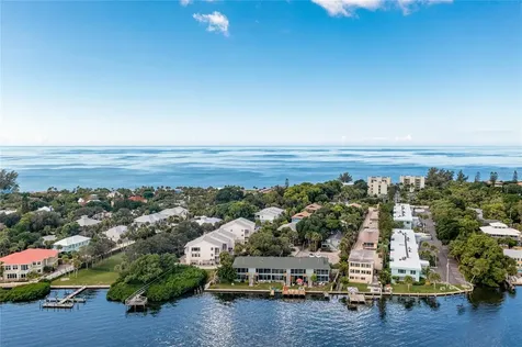 5041 N Beach Road Englewood FL 34223