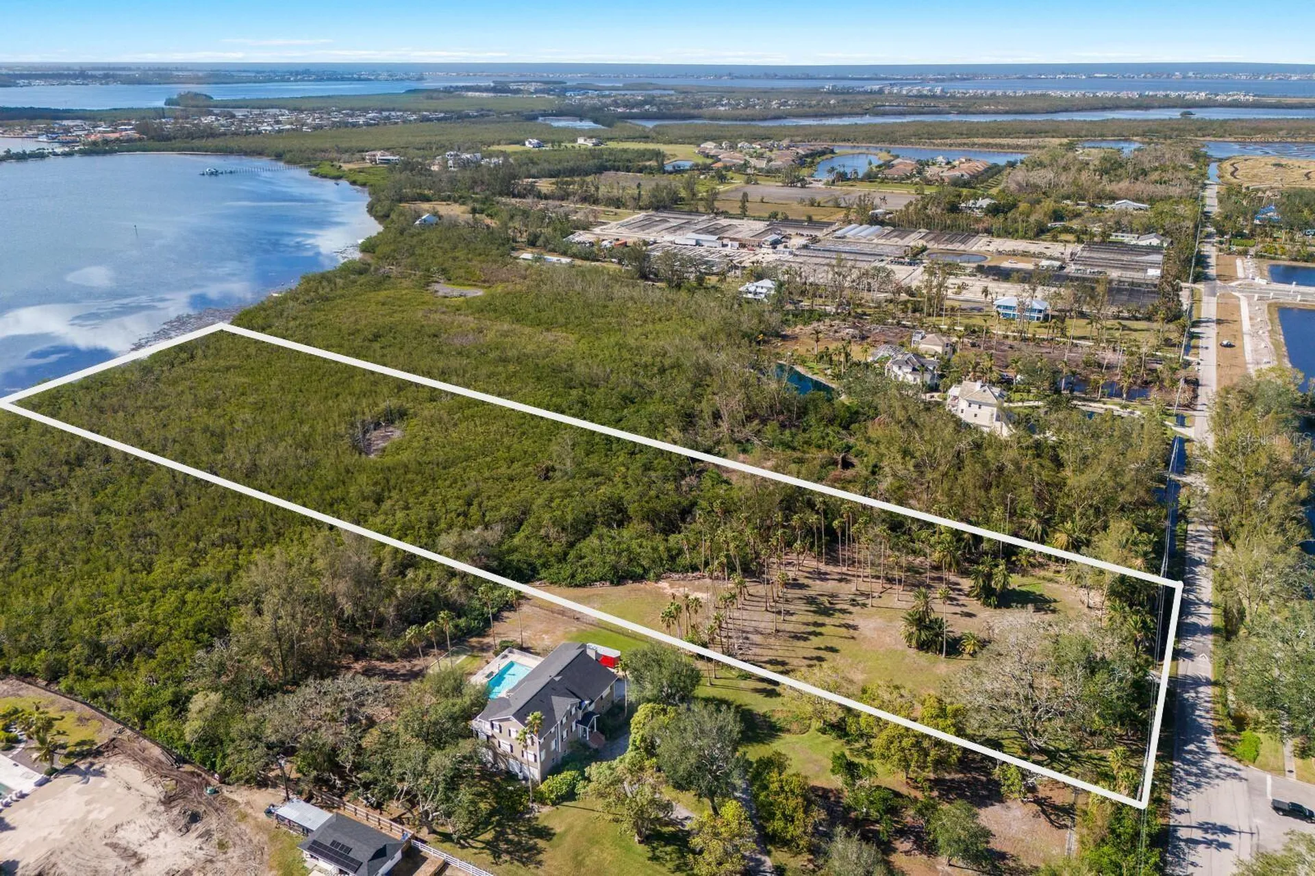 9205 9th Avenue NW Bradenton FL 34209