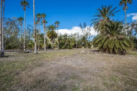 9205 9th Avenue NW Bradenton FL 34209