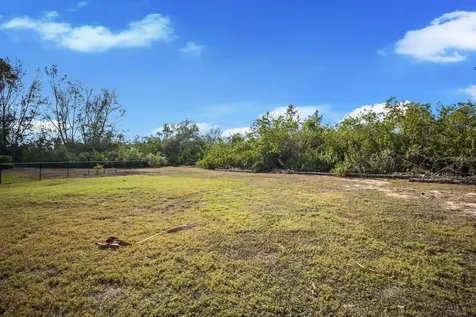 9205 9th Avenue NW Bradenton FL 34209