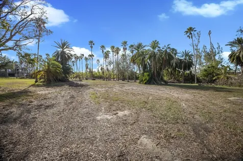 9205 9th Avenue NW Bradenton FL 34209