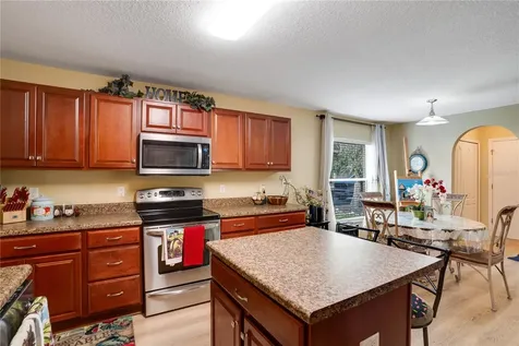 9703 33rd Avenue E Palmetto FL 34221